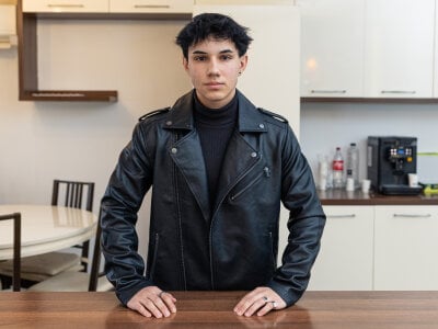 DamianBryson Public Pic 3