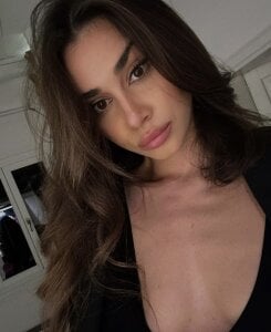 agathaqueeny Public Pic 2