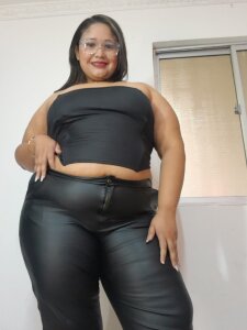 bustyy_juicy latex pants Pic 4