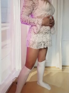 aminabrownie Amina with dress <3 Foto 4