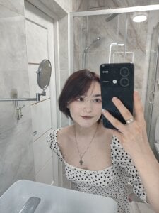 EasterHatter tired but happy! Pic 5