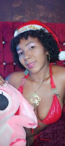 Mila-Crox happy holidays Pic 4