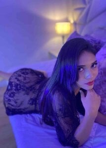 MikaelaFlgg Public Pic 6