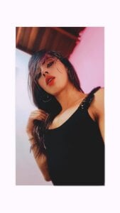 Fernanda_Thail ABOUT ME Pic 2