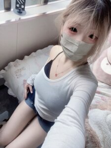 felicty Public Pic 3