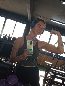 Dirty_Pink Traveling/ workout Pic 8