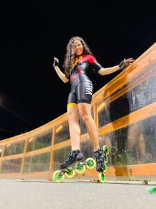 RED_VIOLETH LOVE AND DISCIPLINE Bilde