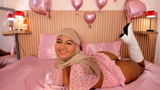 Zdjęcia jasmyne_anbar valentine photos 🪽🥂🩷:  4