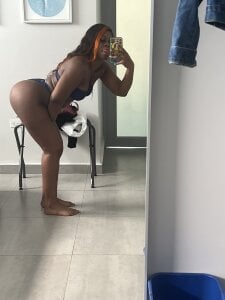 Naomiruty I just got home😳👉👈 Pic