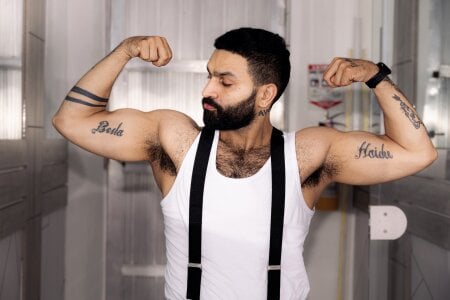 LeonidasKaiser strong and passionate boy зображення 2