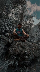 black_leon In the mountain☀️⛰️ Pic 3