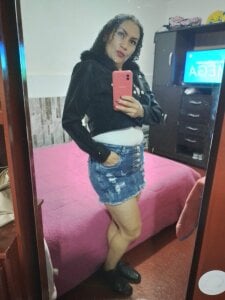 Public de Adelgey-Michel Foto