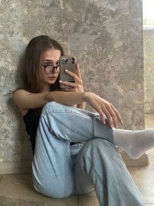 NyraKiss Public Pic 4