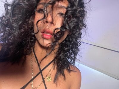 AlinaSweettbeautiful angelic face Bild