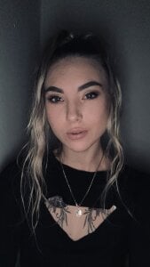 MiaMinx Public Pic 3