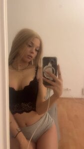 Mia-Tamara Public Bilde