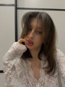 LouiseChavez vibe check Poză 4