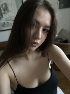 LisaLeev Public Pic 5