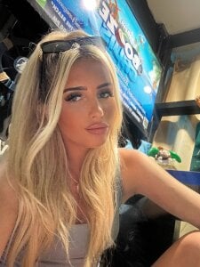 CherryBake_'s XXX Nude Photo 2