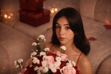 PettyCloeh: Happy Valentine's Day 2026💖 ( фото)