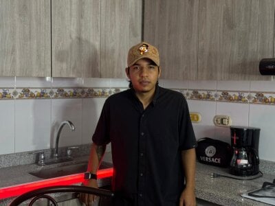 antonycres HOT Pic 4