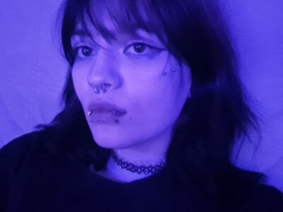 EmmaDarkk Public Pic 4