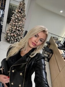 BonieBonita Merry Xmas — sweet lips, wild wishes 🎁🎄 Pic 5