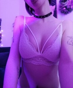 LovelyAlinay Public 사진 9