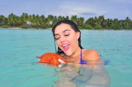 Raven_Wildd Public Pic