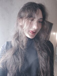 GenevaArton Spectacular lips Pic 3