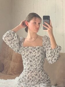 RoxyHerena continued in the album for the fan club Foto