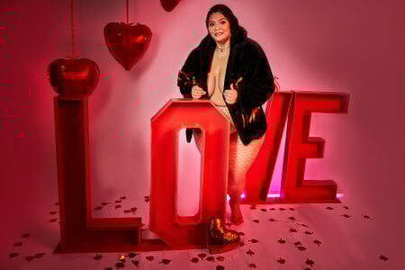 SelennaCooper Lovely Girl Pic