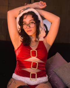 Lina_Montclair Winter looks good on my obedience❄️🌙 Poză