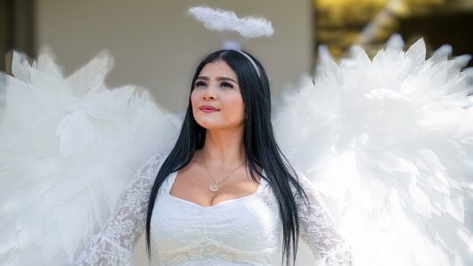paola_rodriguez beautiful photos of halloween angels🤍🎃🤍🎃 Pic 4