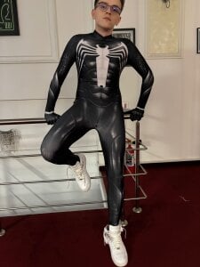 FelixStarkkSymbiote Spidey Cosplay Bild 4