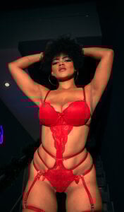 AlliceJelany tropical goddess Pic 5