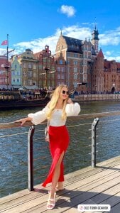 __ESTELLE__ Public slika 2