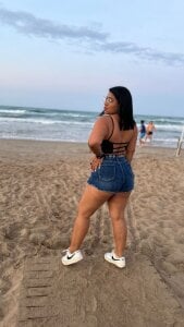 kendrakaramelo beach Pic 3