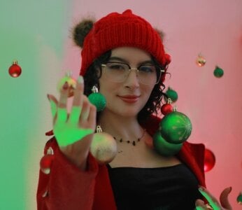 GabrielaMK Navidad Photo 6