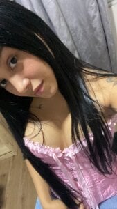 SoyLia233 Public Pic