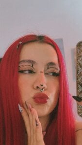 annika_taylor cutie <3 <3 Foto 2