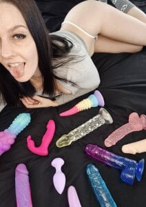 Toys, toys, toys... de disobedientdolly  6 photos