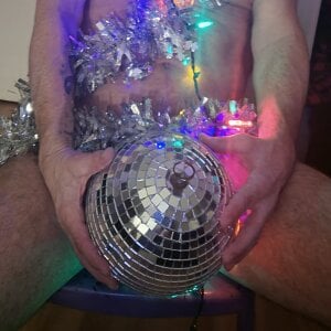 Merry Holidays Beasts de FoxDadBtm  9 Imagens