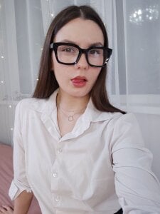 1melissa Public  2টি ছবি