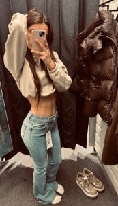 lisa_dark_ Public Pic 3