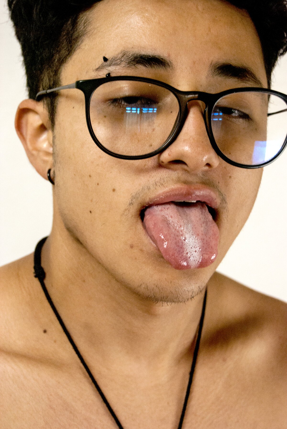 Трендове зображення  7964 Adonibaskerville4