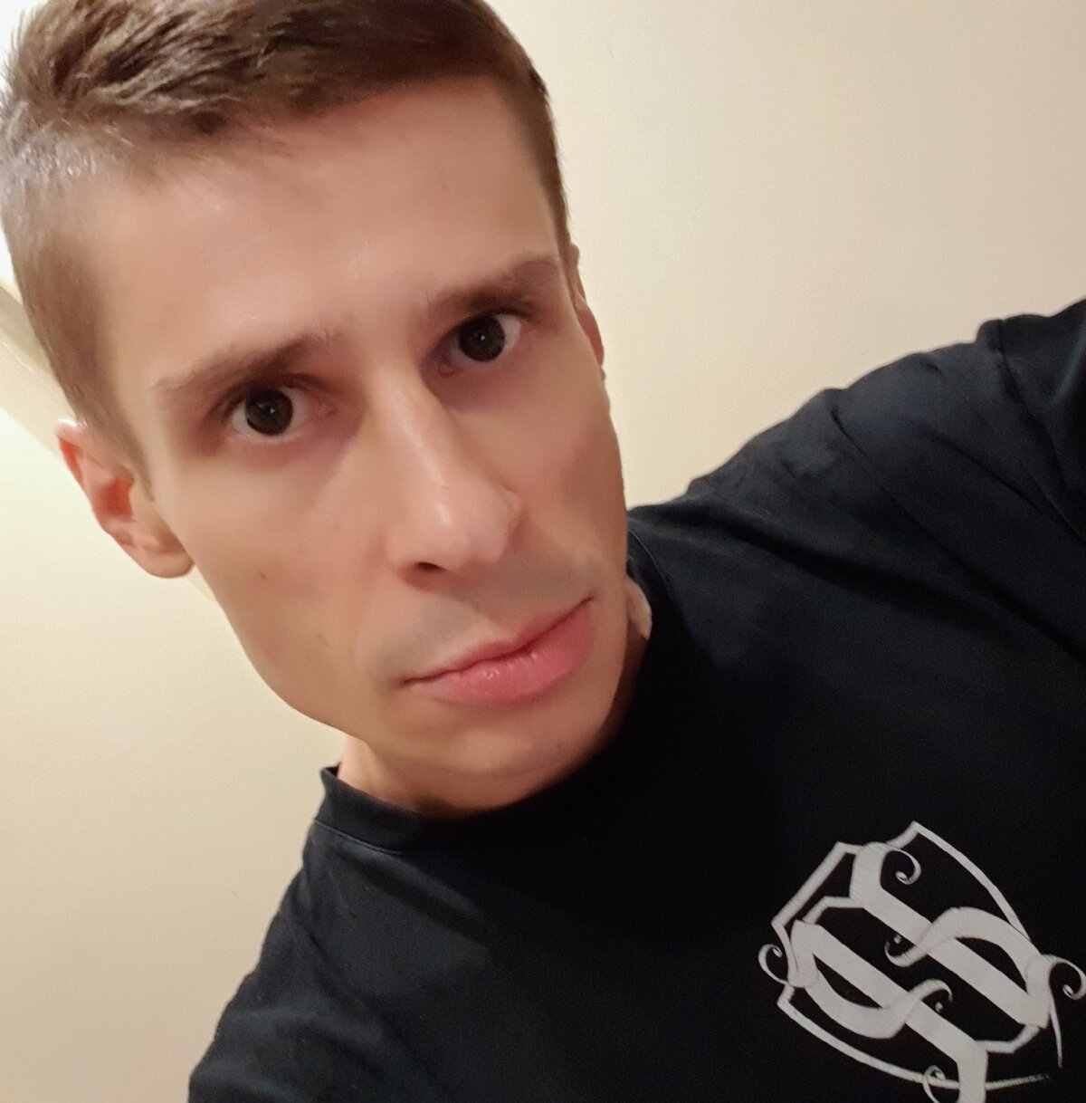 OioiJajaTJStrongKutasen Aktuellstes Foto 3369