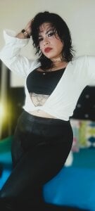 Aurora_sanchess black and white 🖤🤍 Kuva 4