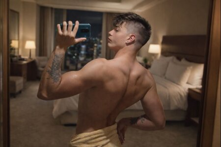 Sebas8a_ Public Gambar