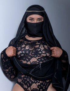 Daksha_a Between lace and looks, he provoked you. 👀💋 Pic